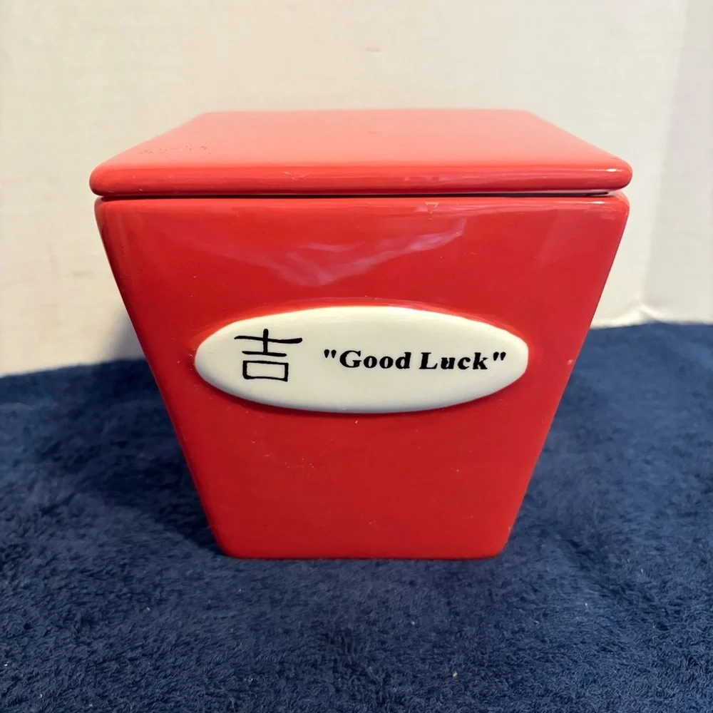 Vtg WCL 5” Ceramic Red Take Out Chinese Asian Food Takeout Box “Good Luck” Decor